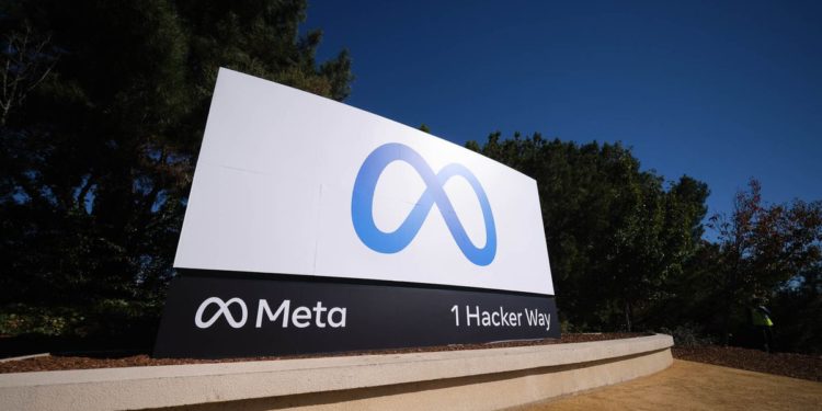 Meta tells employees to stop discussing abortion at work