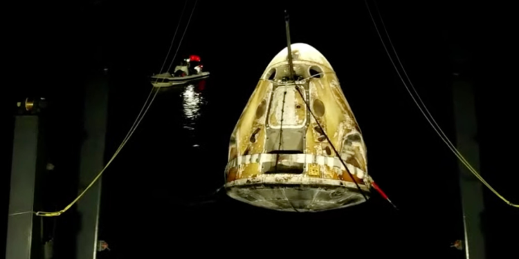 SpaceX successfully returns four astronauts from the International Space Station