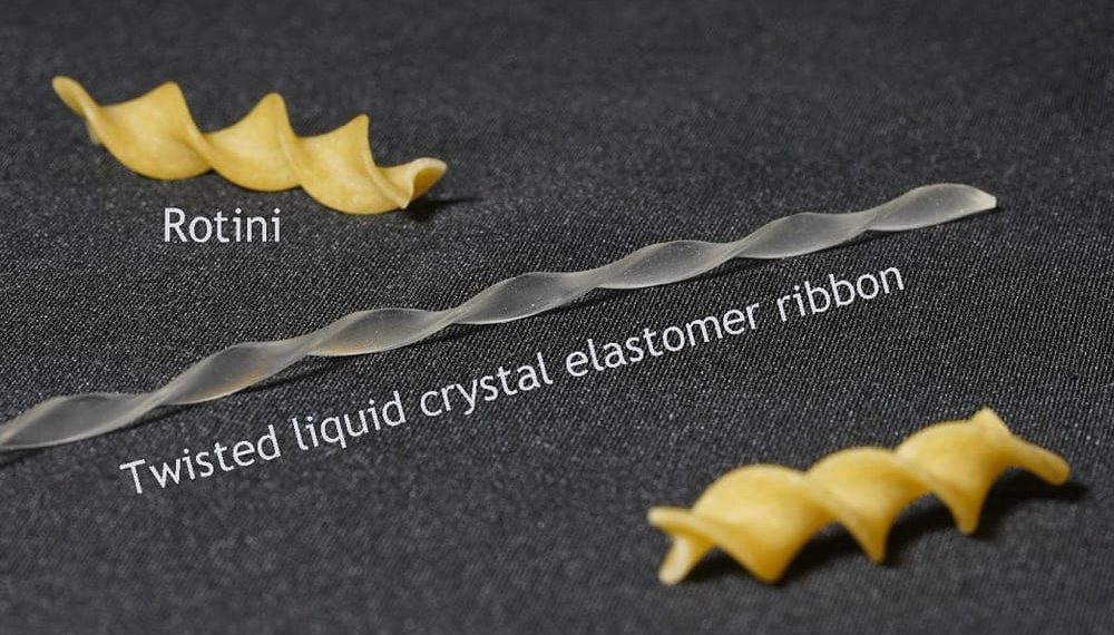 Twisted Robots Navigate Complex Mazes Without Humans or Software