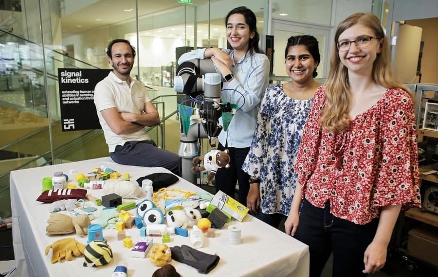 Robotic System Retrieves Buried Objects