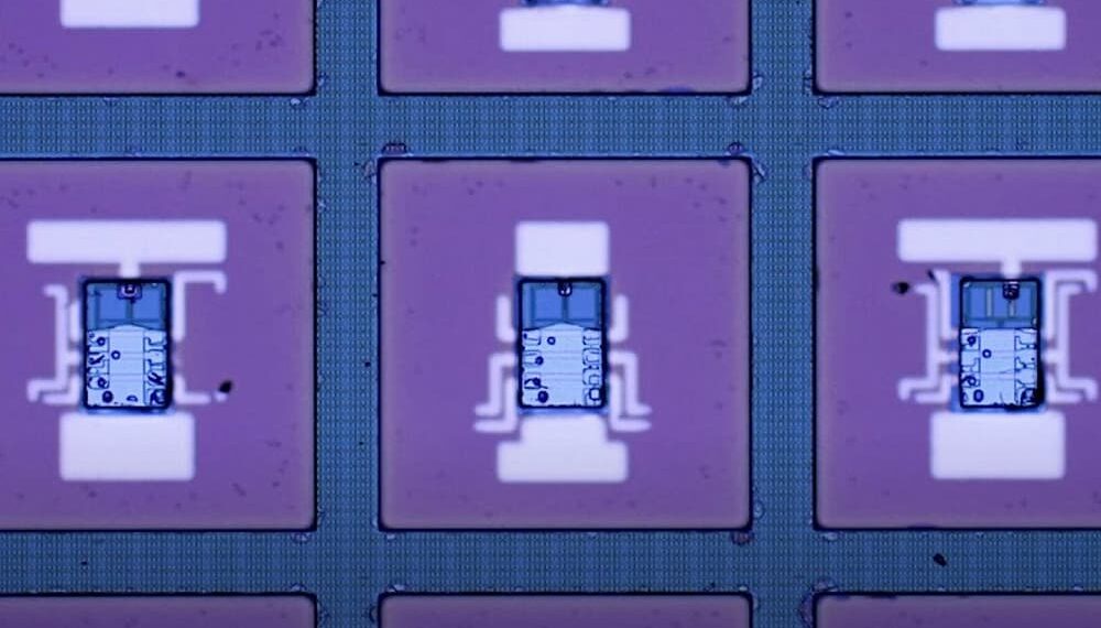 Electronic “Brains” Enable Smart Microrobots to Walk