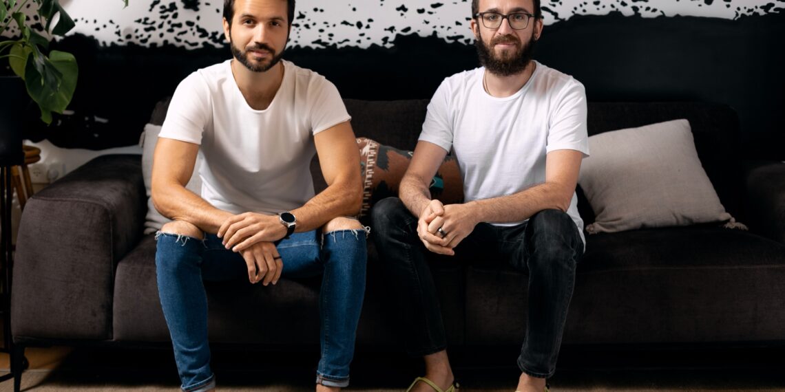 Strengthen Customer Engagement in B2B Sales with Walnut Beyond Demos