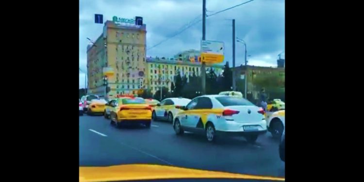 Anonymous hacked Russian Yandex taxi app causing massive traffic jam