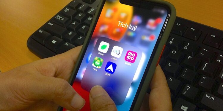 Millions deposit money in fintech apps despite unadvertised risks