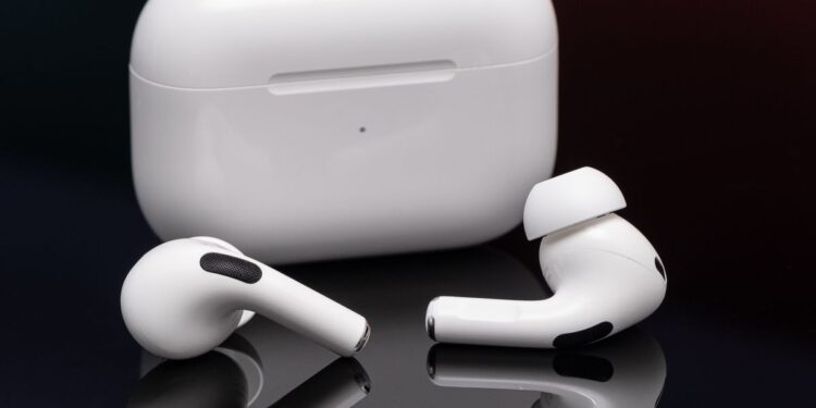 Best Black Friday 2022 headphone and earbud deals