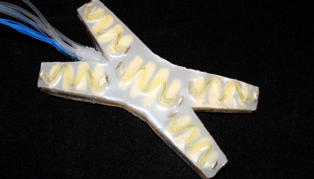 Soft Robot Detects Damage and Heals Itself