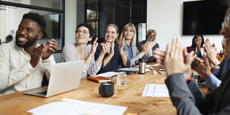 1 Under-the-Radar Fintech Stock Beating the Market by Almost 50% This Year