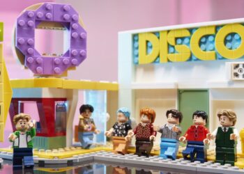 BTS now have their own Lego set — with figures of all seven bandmembers