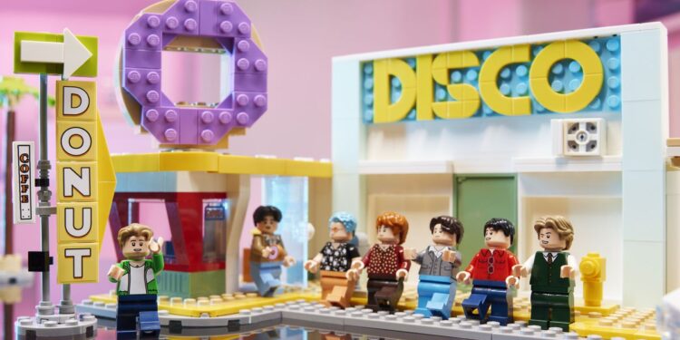 BTS now have their own Lego set — with figures of all seven bandmembers