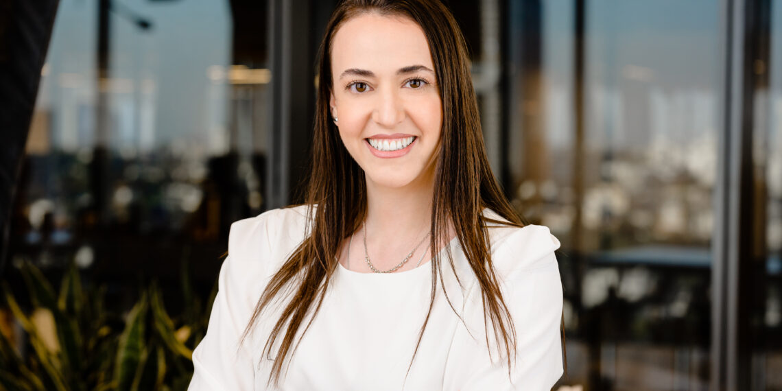 Combining Human Creativity with AI and NLP: How Peech Empowers Marketing Teams in the Video Content Era