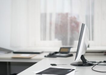 What You Need to Know to Create a Winning Hybrid Workplace
