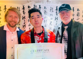 Jiaming Chong Receives Outstanding Young Producer Award and Discusses Future of Sino-American Film Collaboration