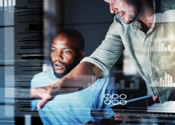 Balancing Act: Human Expertise and Algorithms Shape the Future of Online News and Tech Engagement