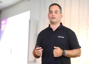 Niv Raz’s Blueprint for Overcoming Public Cloud Adoption Challenges