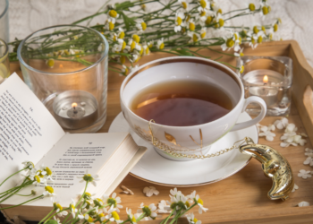 5 Benefits of Drinking Camomile Tea