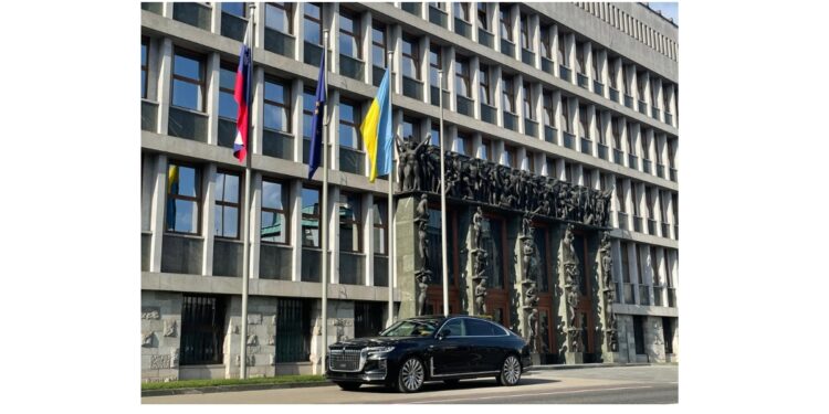 Revitalizing Diplomatic Missions: Hongqi Vehicles as Ambassadors of Chinese Prestige