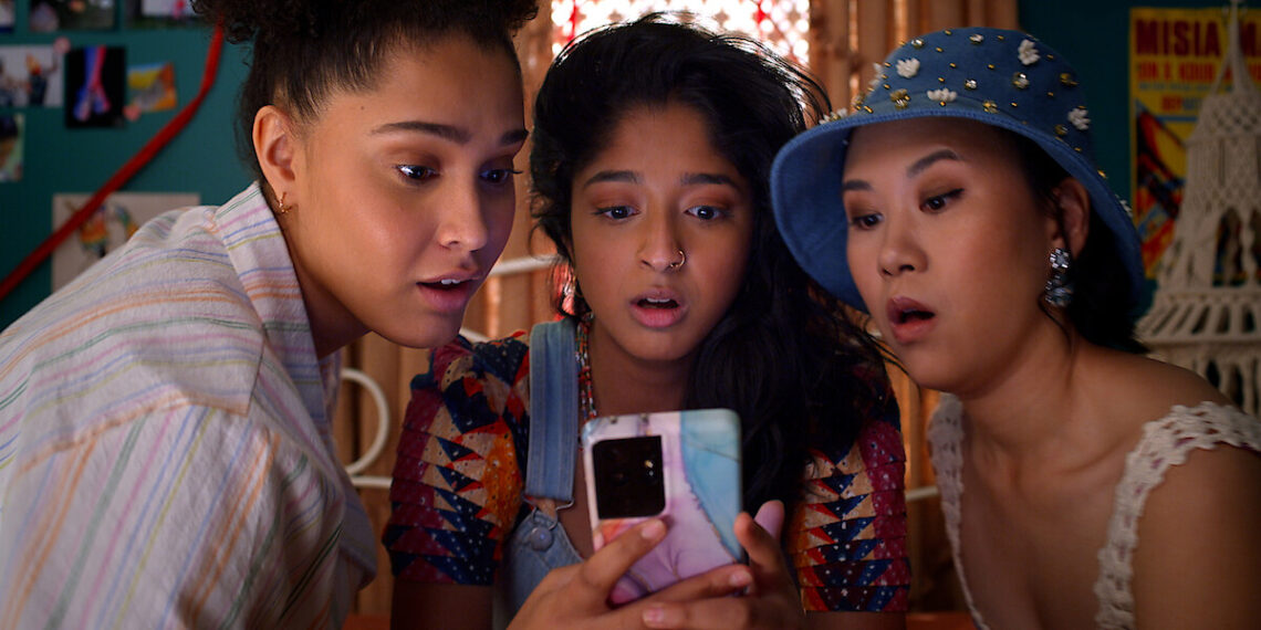 Are You Struggling in Your Teen Years? Here are 10 TV Series on Netflix that Might Help You Get Through