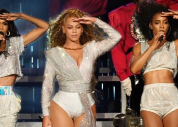 Here are the Best Concerts Available on Netflix You Can Watch Right from Your Couch