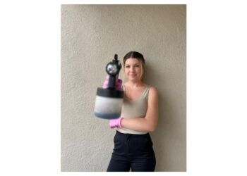 Say Goodbye to Tanning Beds: SpraytoSlay Revolutionizes Sunless Tanning