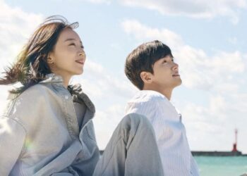 If You Like Small Town Charms, You’ll Also Find These 8 Series on Netflix Adorable