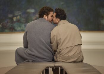 10 LGBTQ+ Romance Movies on Netflix that are Worth Watching Again