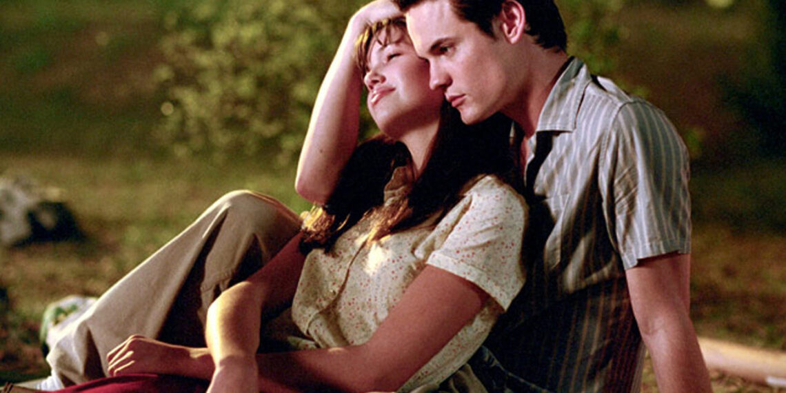 10 Netflix Films About Long Lost Love You Must Watch Now