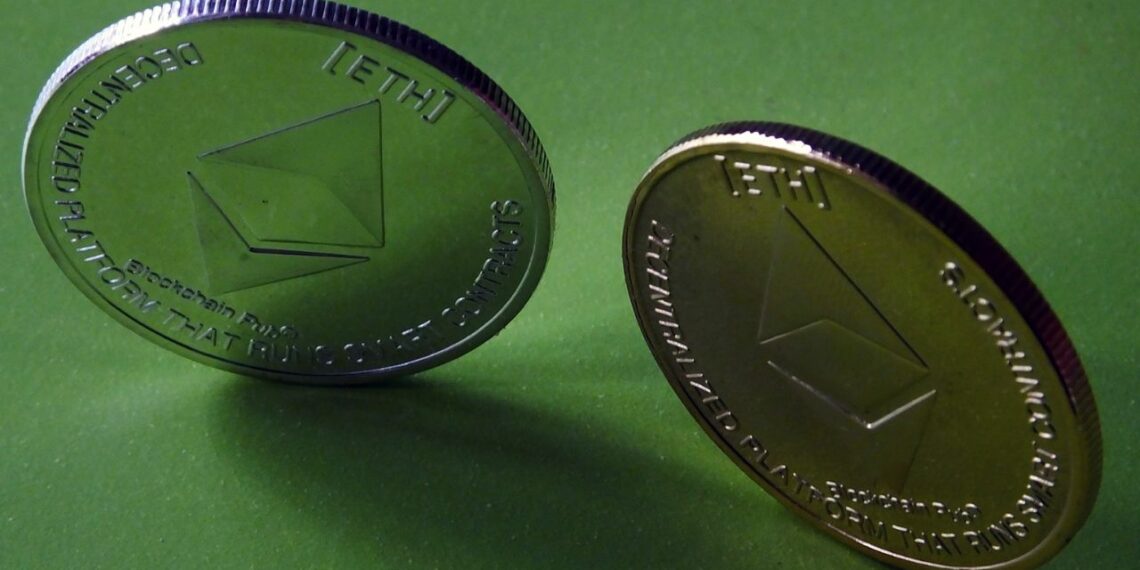 Power Up Your Portfolio with these Top 10 Cryptocurrencies to Invest in 2024