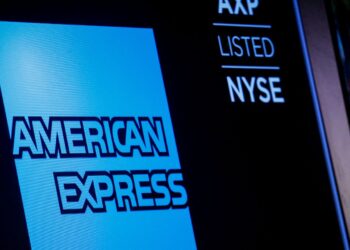 Warren Buffett’s Bold Moves: 5 Stocks He’s Betting Big On Right Now