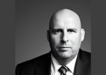 Navigating Through Crisis with Jochen Schwenk’s Pioneering Approach in the Auto Sector