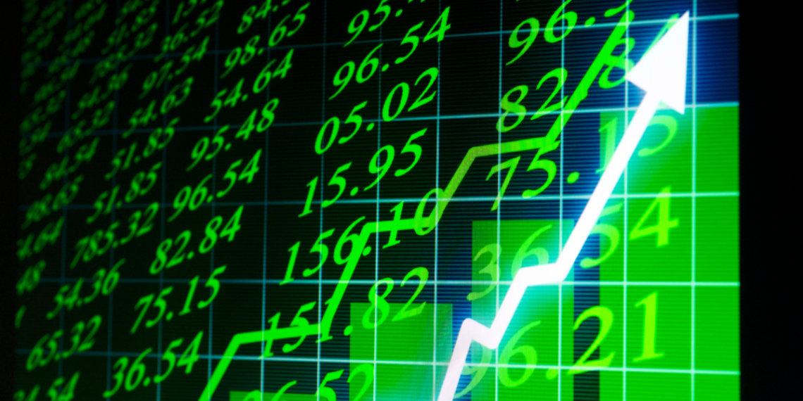 FINQFULL Weekly Pulse: Unveiling the Top 3 and Bottom 3 S&P 500 Companies – 29.08.2024