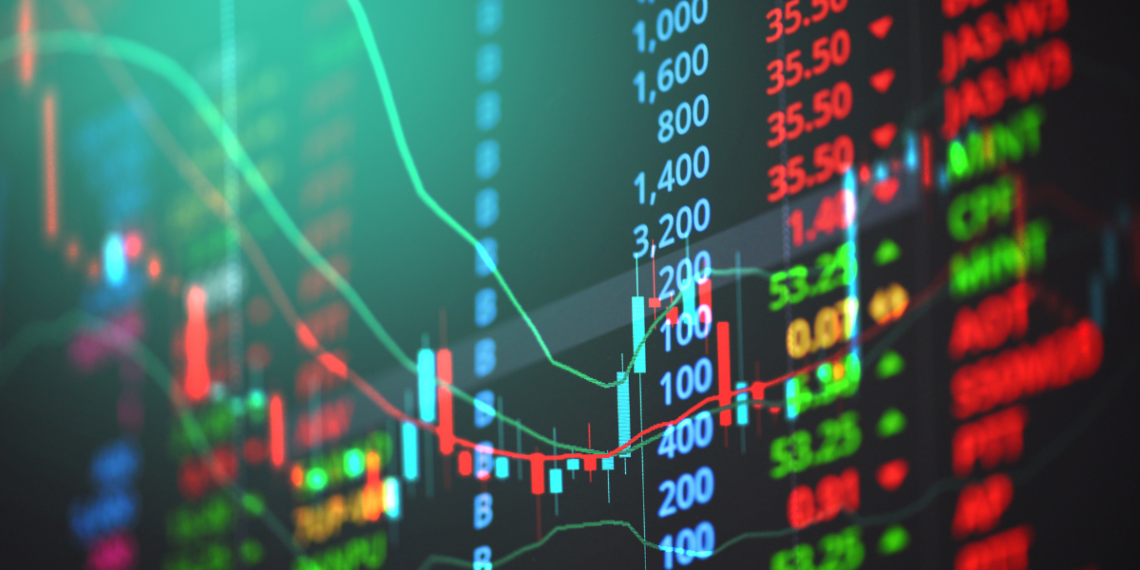 FINQFULL Weekly Pulse: Unveiling the Top 3 and Bottom 3 S&P 500 Companies – 01.08.2024