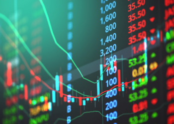 FINQFULL Weekly Pulse: Unveiling the Top 3 and Bottom 3 S&P 500 Companies – 01.08.2024