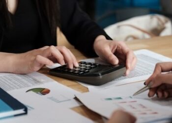 How compound interest works and ways to use it as an investment tool