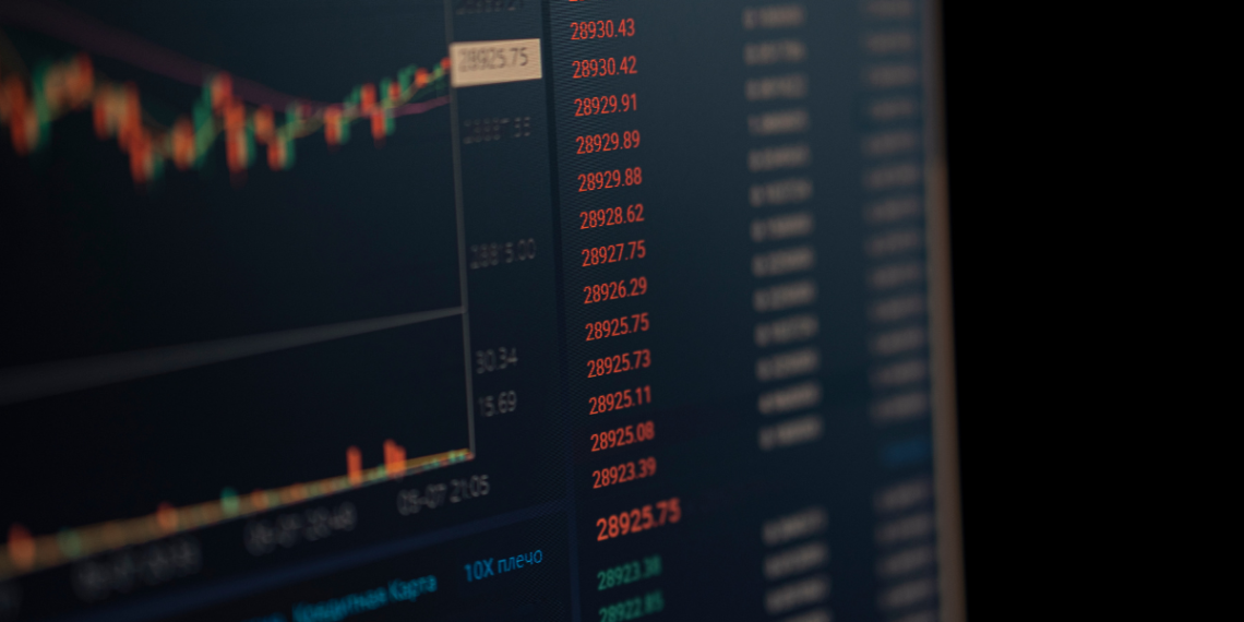 FINQFULL Weekly Pulse: Unveiling the Top 3 and Bottom 3 S&P 500 Companies – 26.09.2024