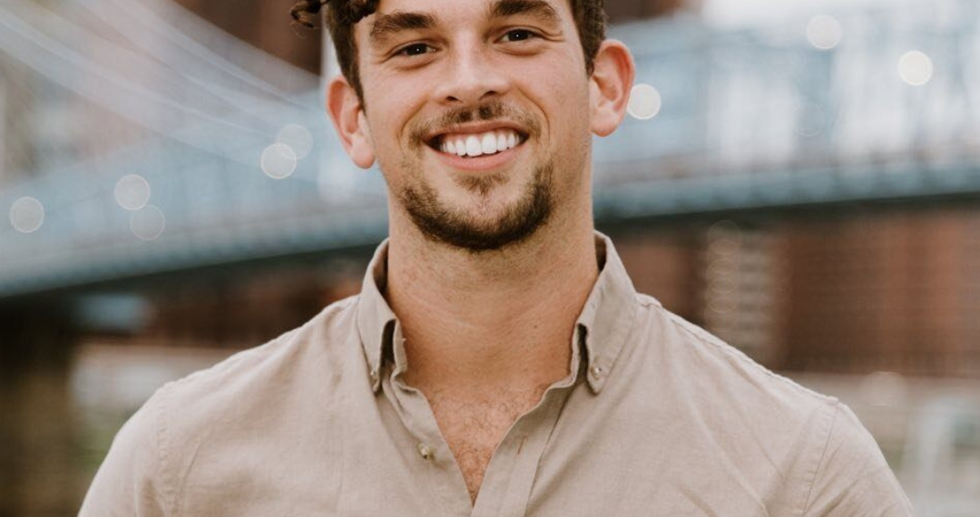 Mr. Austin Long’s Knowledge Guarantees Seamless Transactions for Individuals Buying and Selling Homes in Cincinnati.