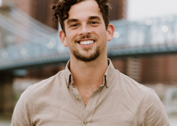 Mr. Austin Long’s Knowledge Guarantees Seamless Transactions for Individuals Buying and Selling Homes in Cincinnati.