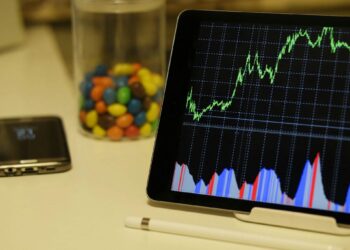 The Impact of IQ on the Ability to Analyze and Make Decisions