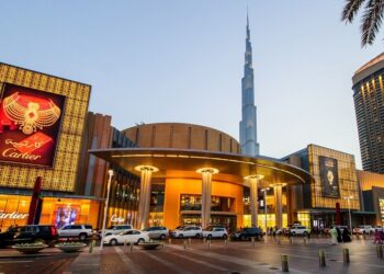 Top Places to Visit in Dubai by Car
