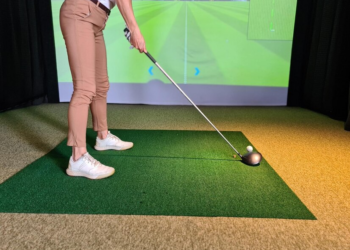 Golf Simulator Setup: How to Build Your Own Indoor Golf Course?