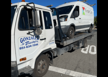 Gonzalez’s Towing Service Ensuring Driver Safety with Expert Car and Emergency Towing in Moreno Valley