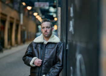 How to choose the right bomber jacket for men