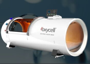 The Powerful Synergy of Red Light Therapy and Hyperbaric Oxygen Therapy (HBOT)