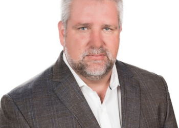 Elevating Real Estate Experiences in Clovis, CA, Meet Stephen T. Smith